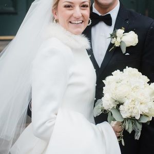 White wool winter bridal jacket with fur collar. Pearl buttons - worn once